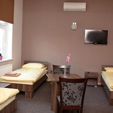 Noclegi Gemini Dom Elbląg Habitación foto